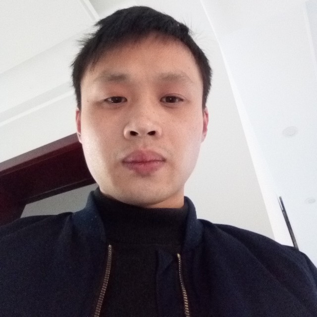 夜幕黏糊的照片