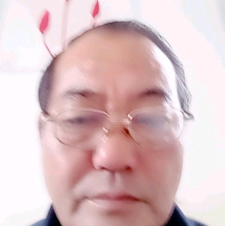 发卡蹙眉错落爱你的照片