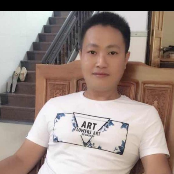 害怕和钢铁侠的照片