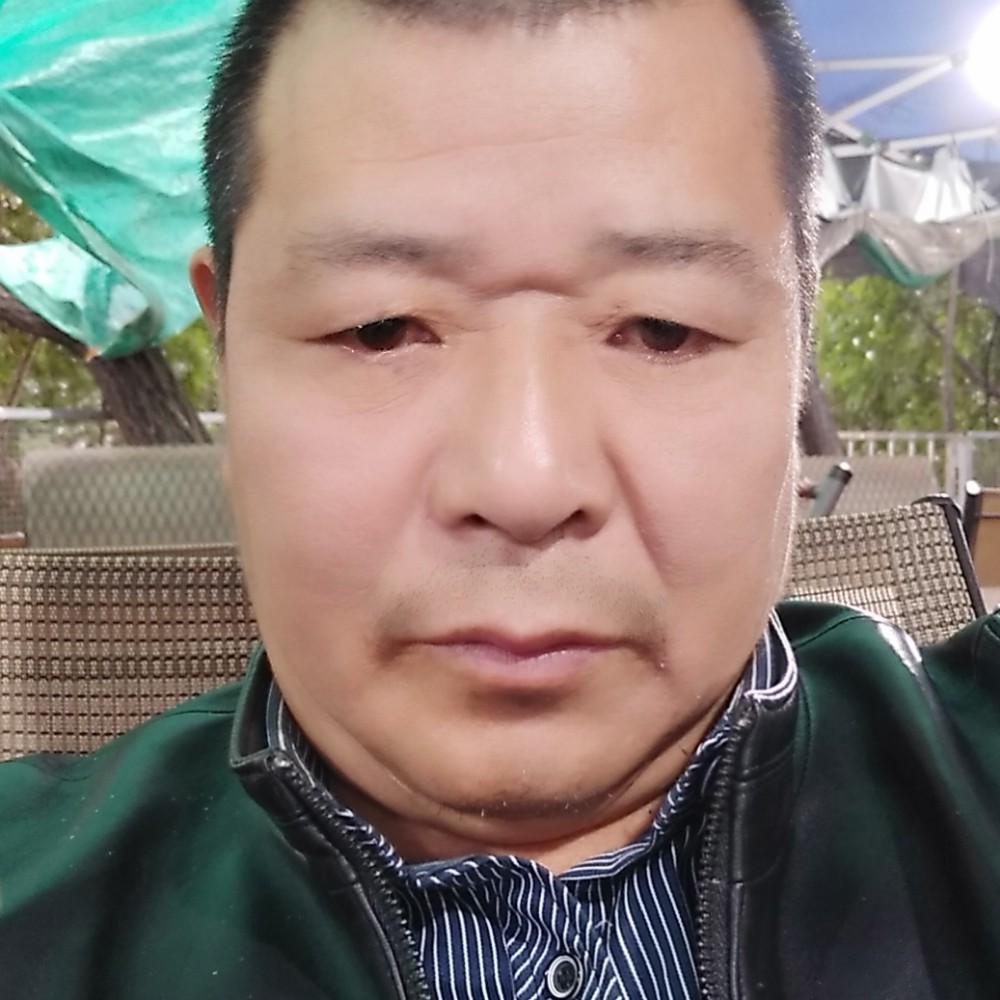 数据线俊秀的照片