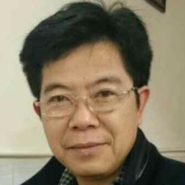 快乐的松鼠的照片