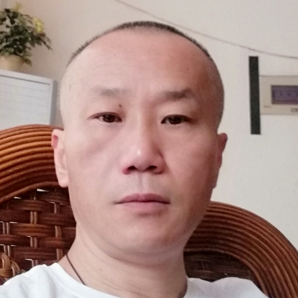 漠泣的照片