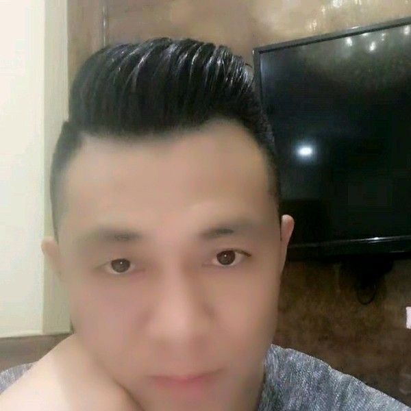 琉璃动人的照片
