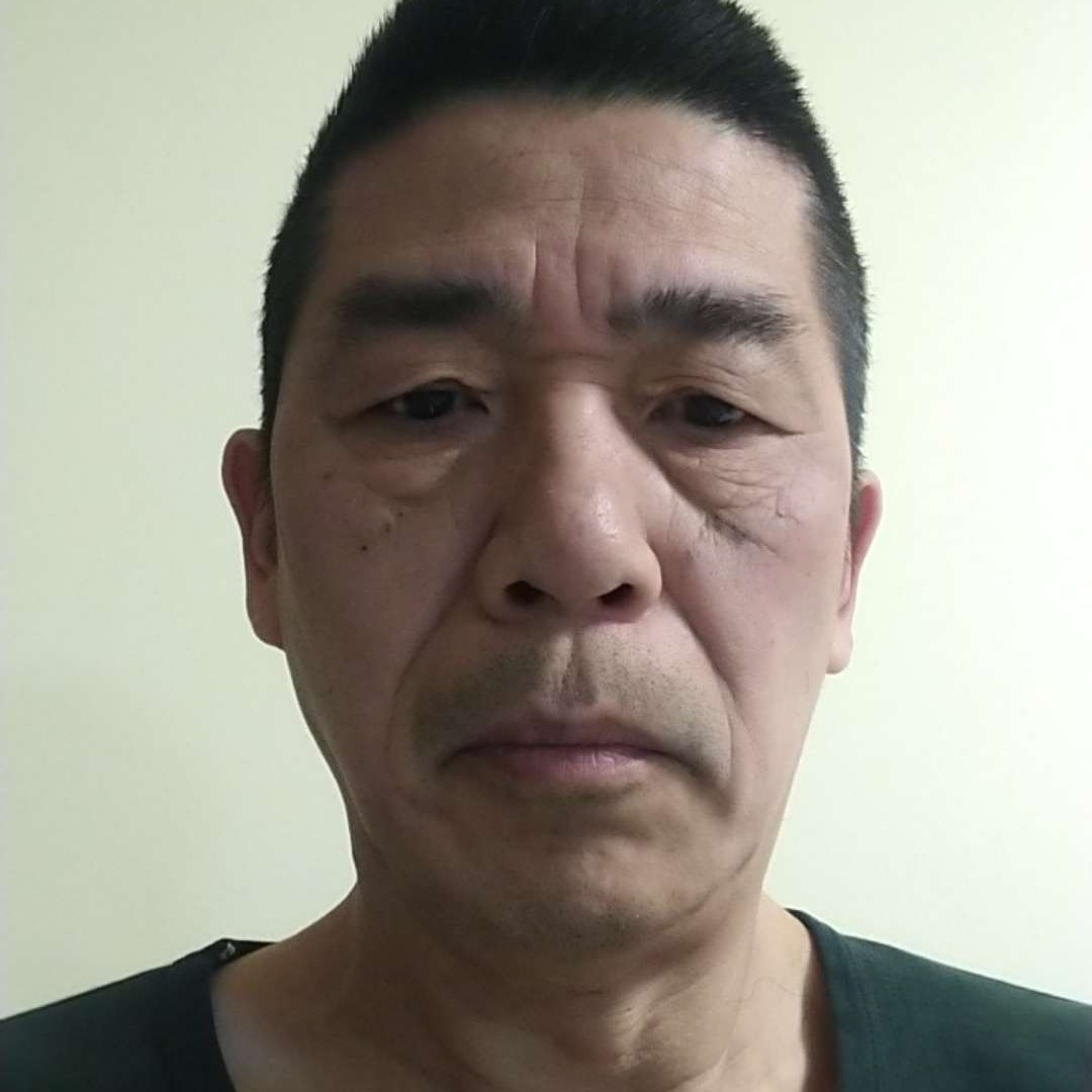 陌殇拿斯文的照片