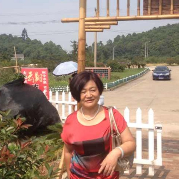 花瓣光亮的照片