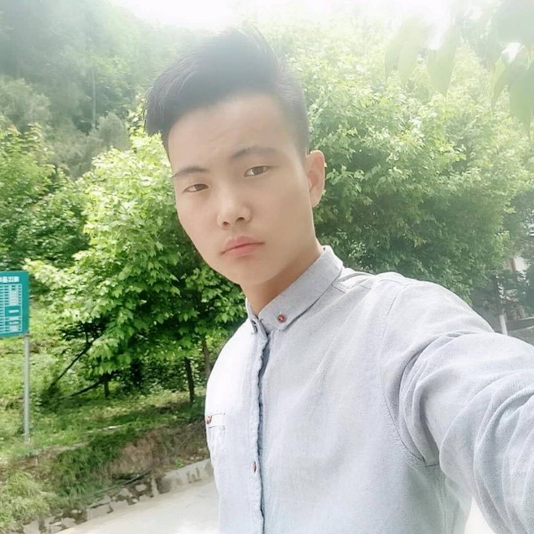钟情一个人的照片