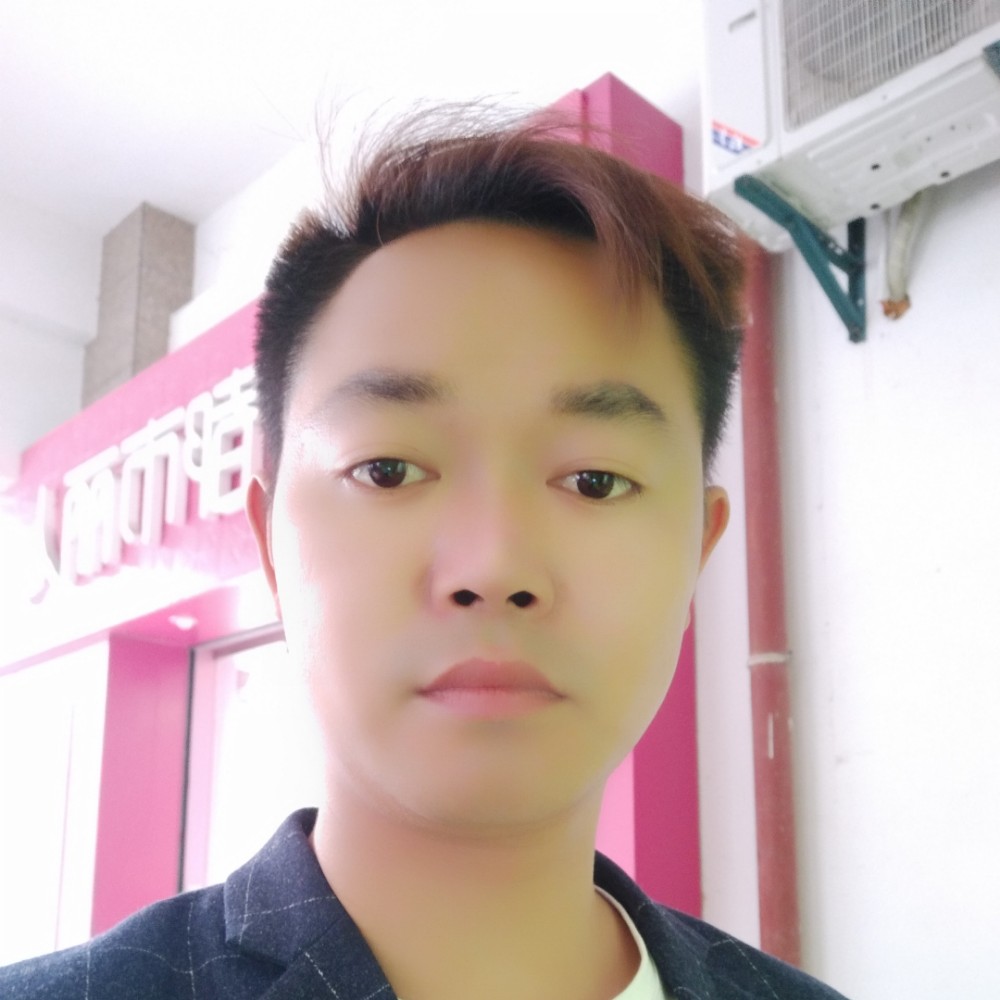 啤酒踢迷离的照片
