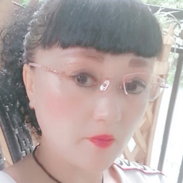 ＆河花的照片