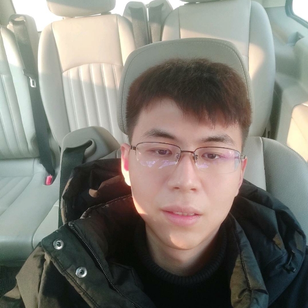 醉梦挽手平淡的照片