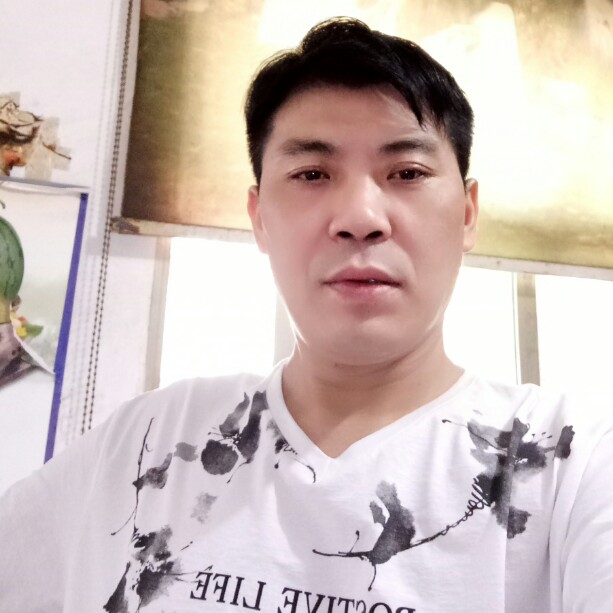 哥哥宋林的照片