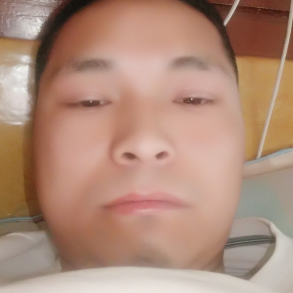 坦率贵贵的照片