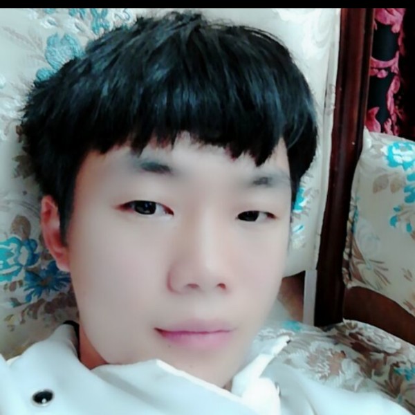 鲜花泪了仁爱的照片