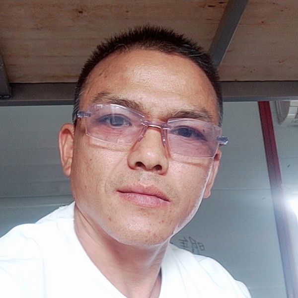 阿登哥我爱你的照片