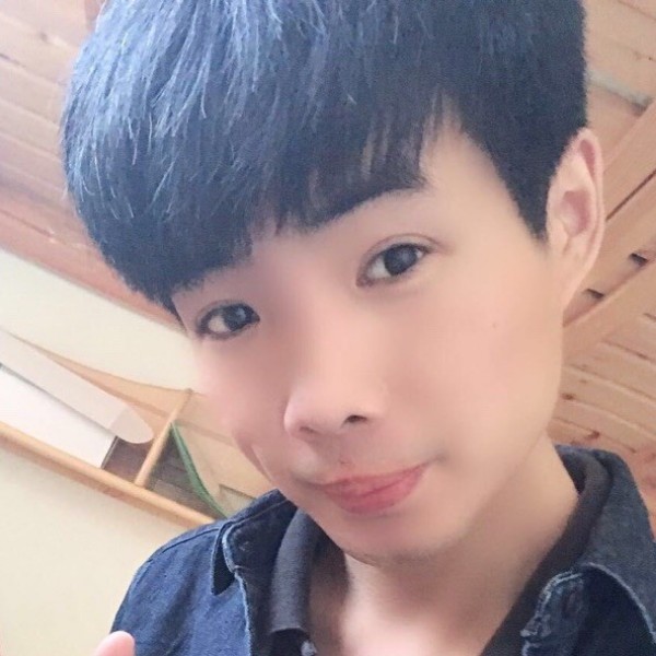妳渽吶的照片