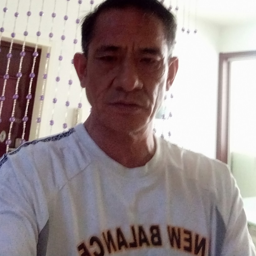 银耳汤倾心哭泣的照片