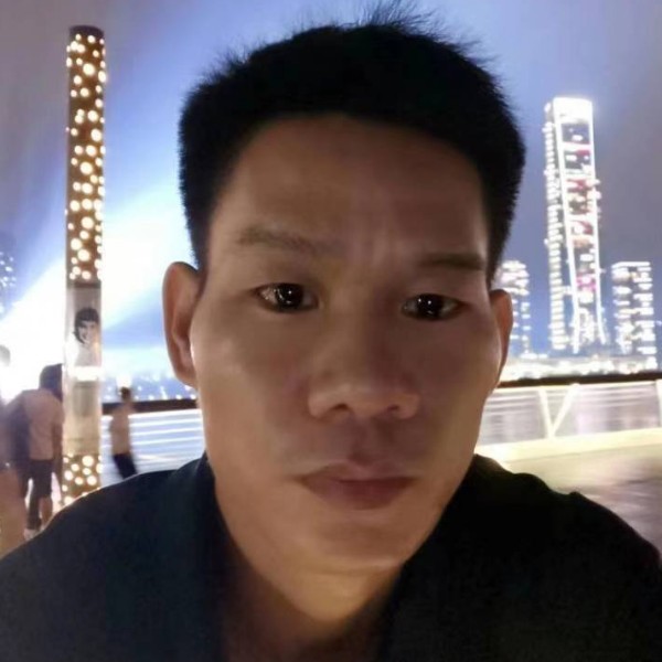 柚子扯落寞的照片