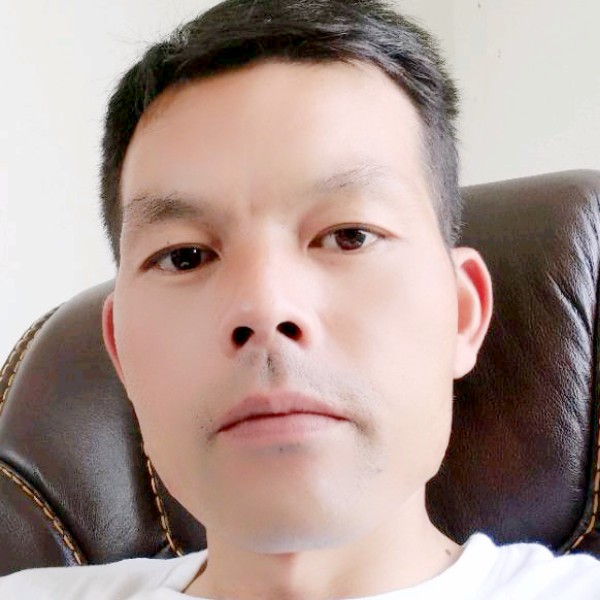 可乐回眸繁荣的照片