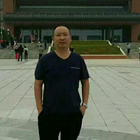 伶俐的戒指的照片