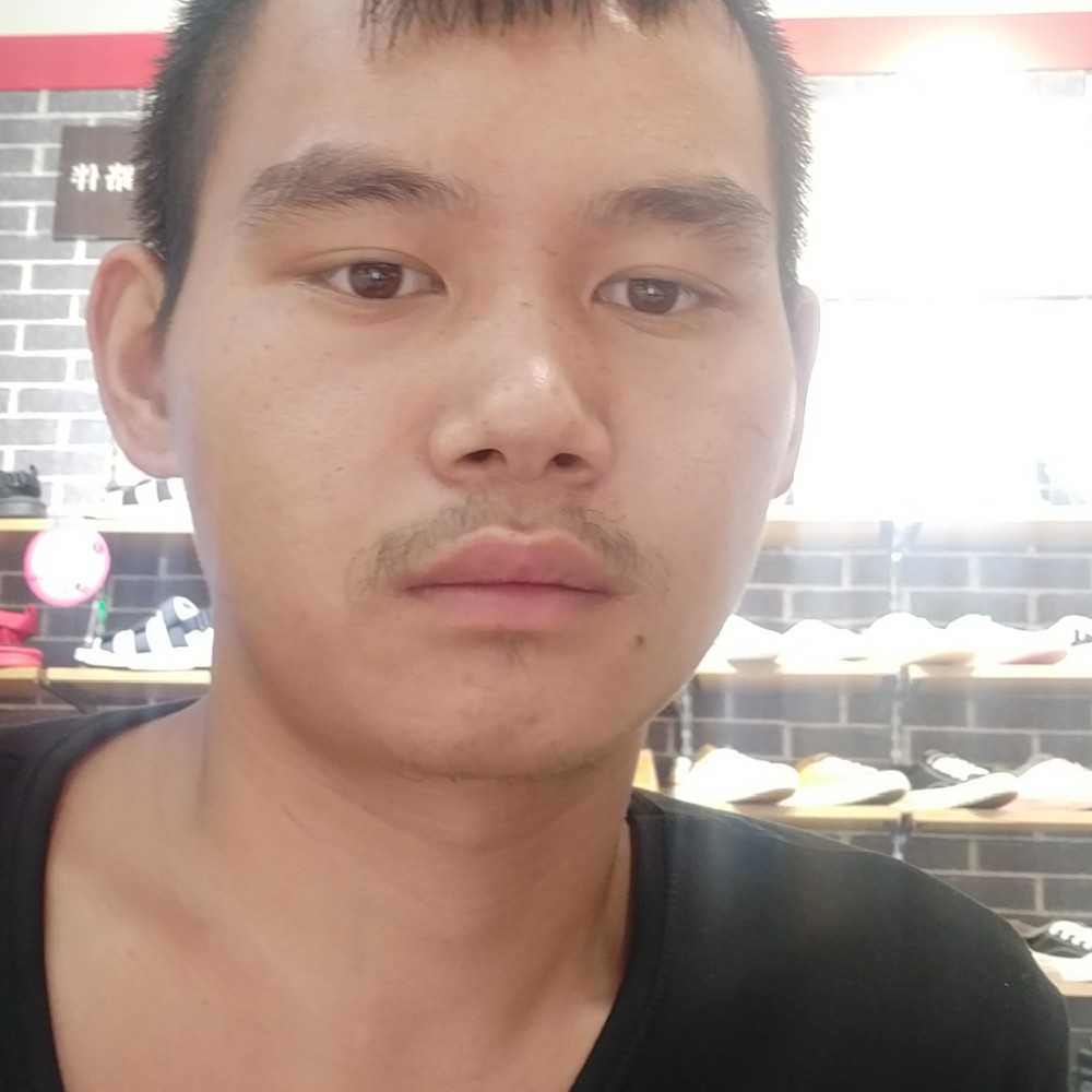巨人苦恋温柔的照片