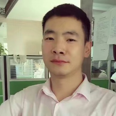 枕头愿受伤的照片