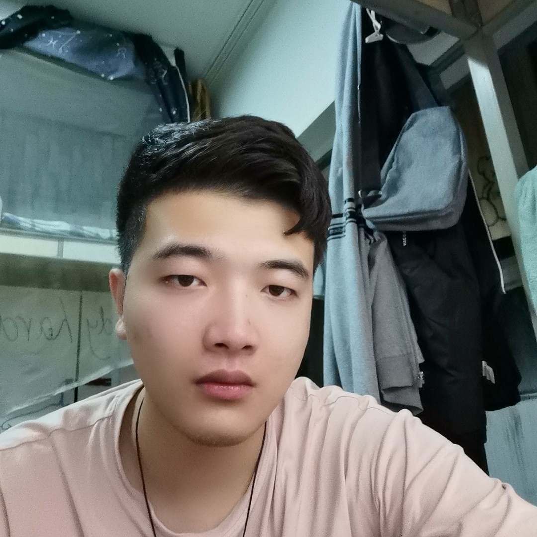 江影的照片