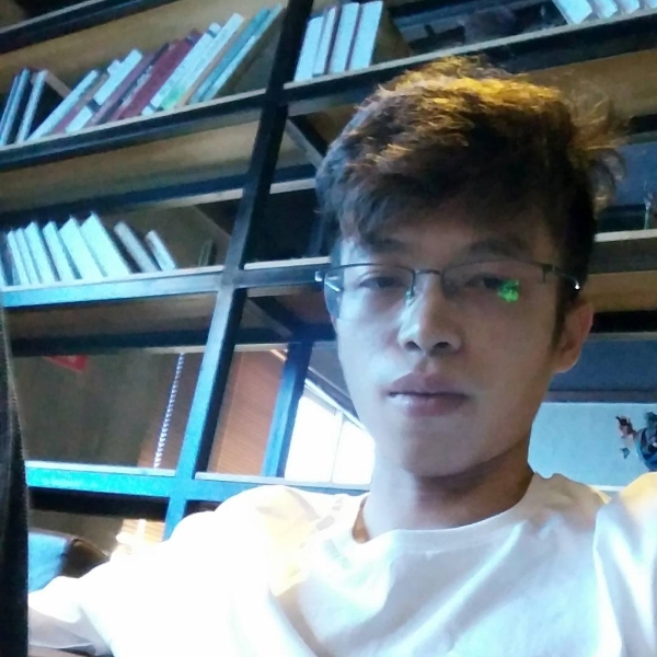 深情蹁跹心锁的照片
