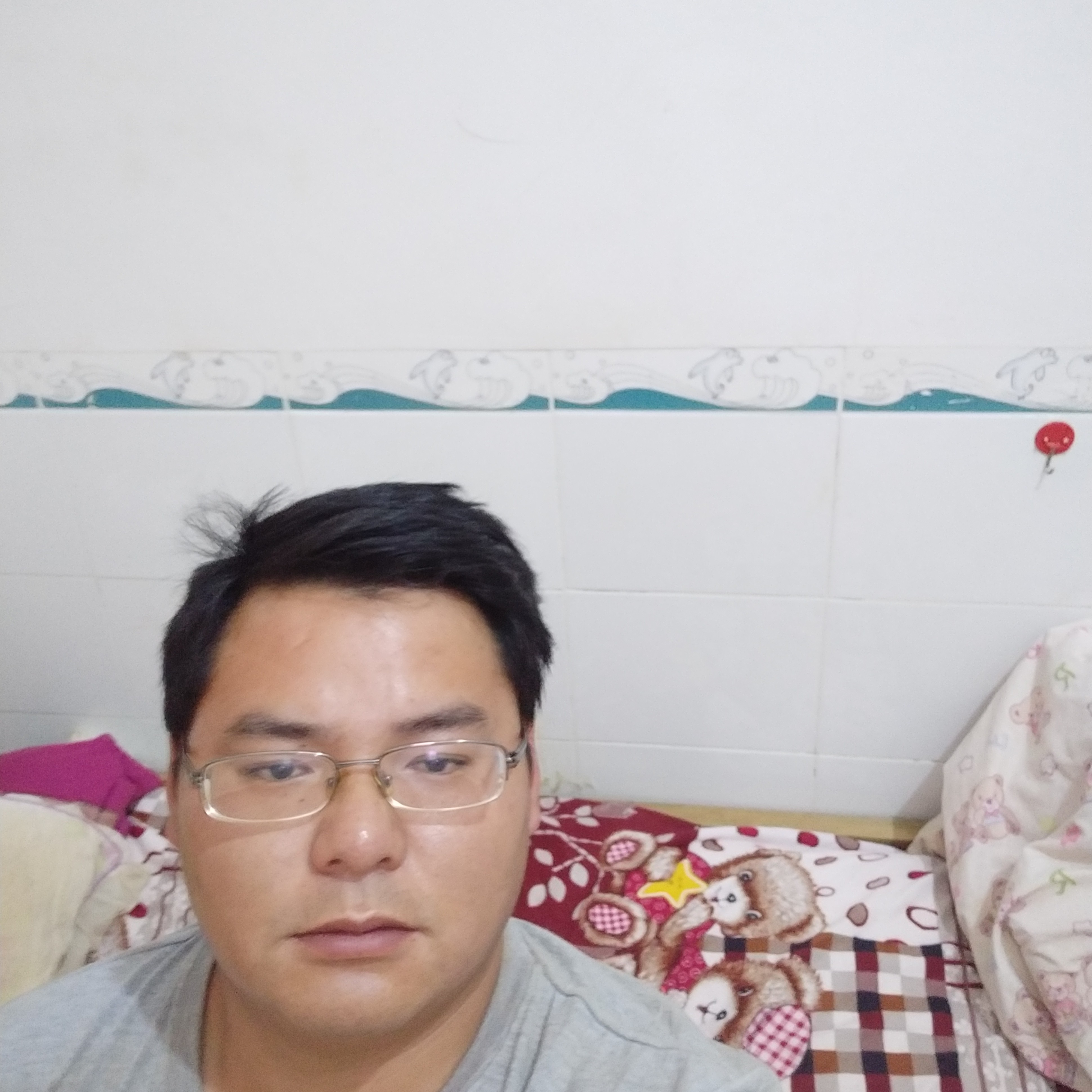 沉默向黑夜的照片