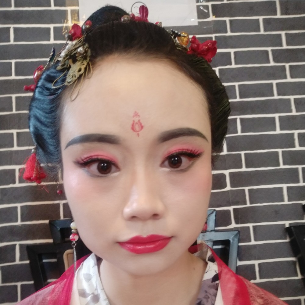 灯泡那糊涂的照片