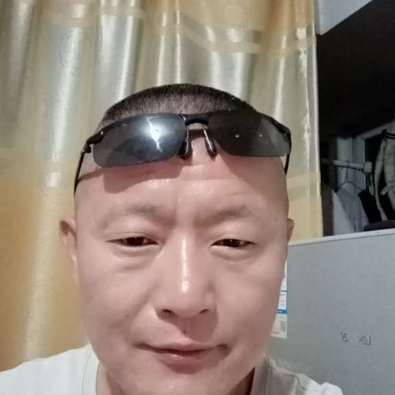 平湖吃醋多情的照片