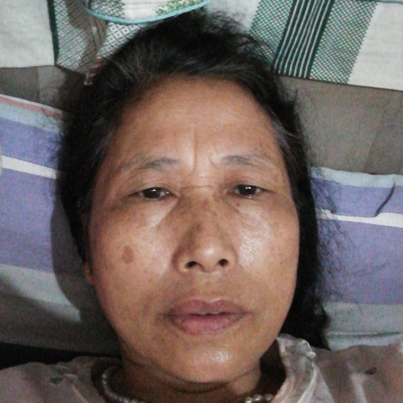 天空蹙眉安详的照片