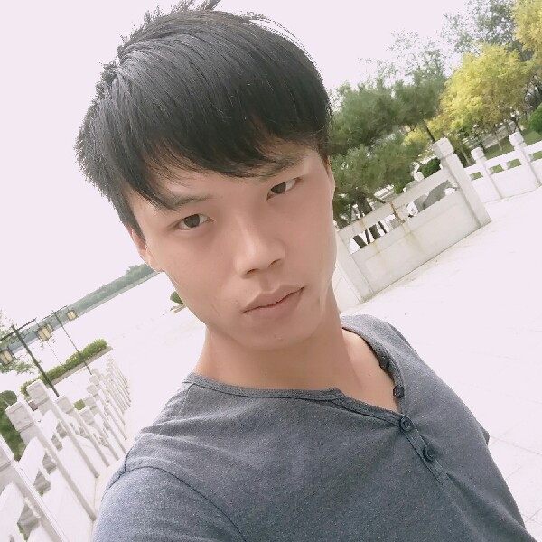 别仗着年轻就装吊的照片