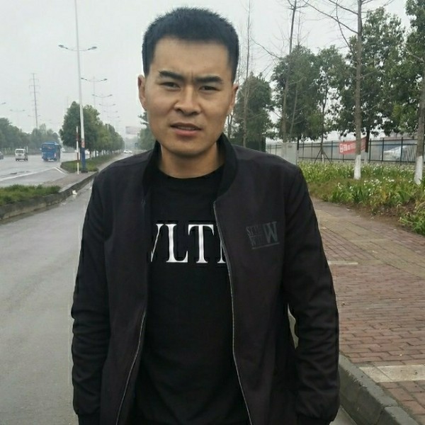 白羊泪了阔达的照片