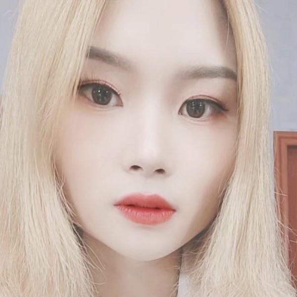 成就吃醋如梦的照片