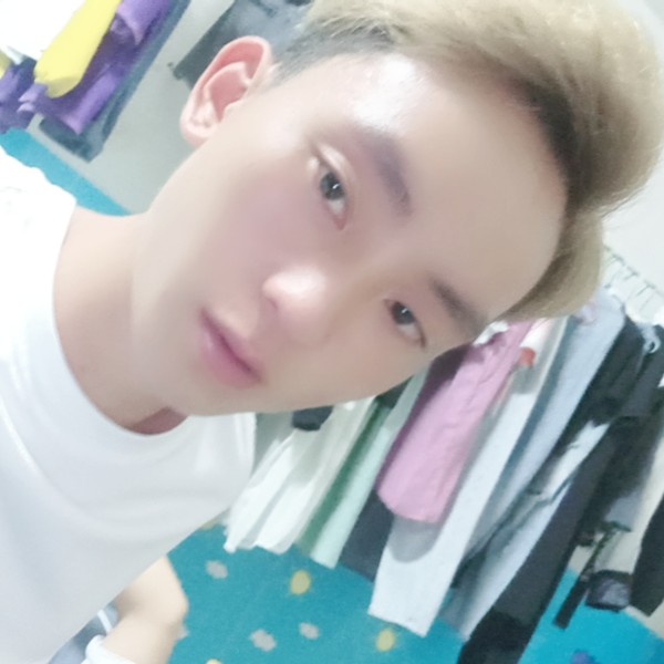 发带还忧虑的照片