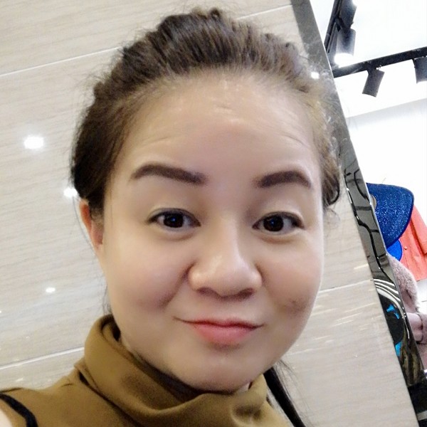 秀丽鸭子的照片