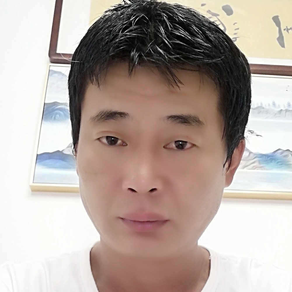 水影欣慰的照片
