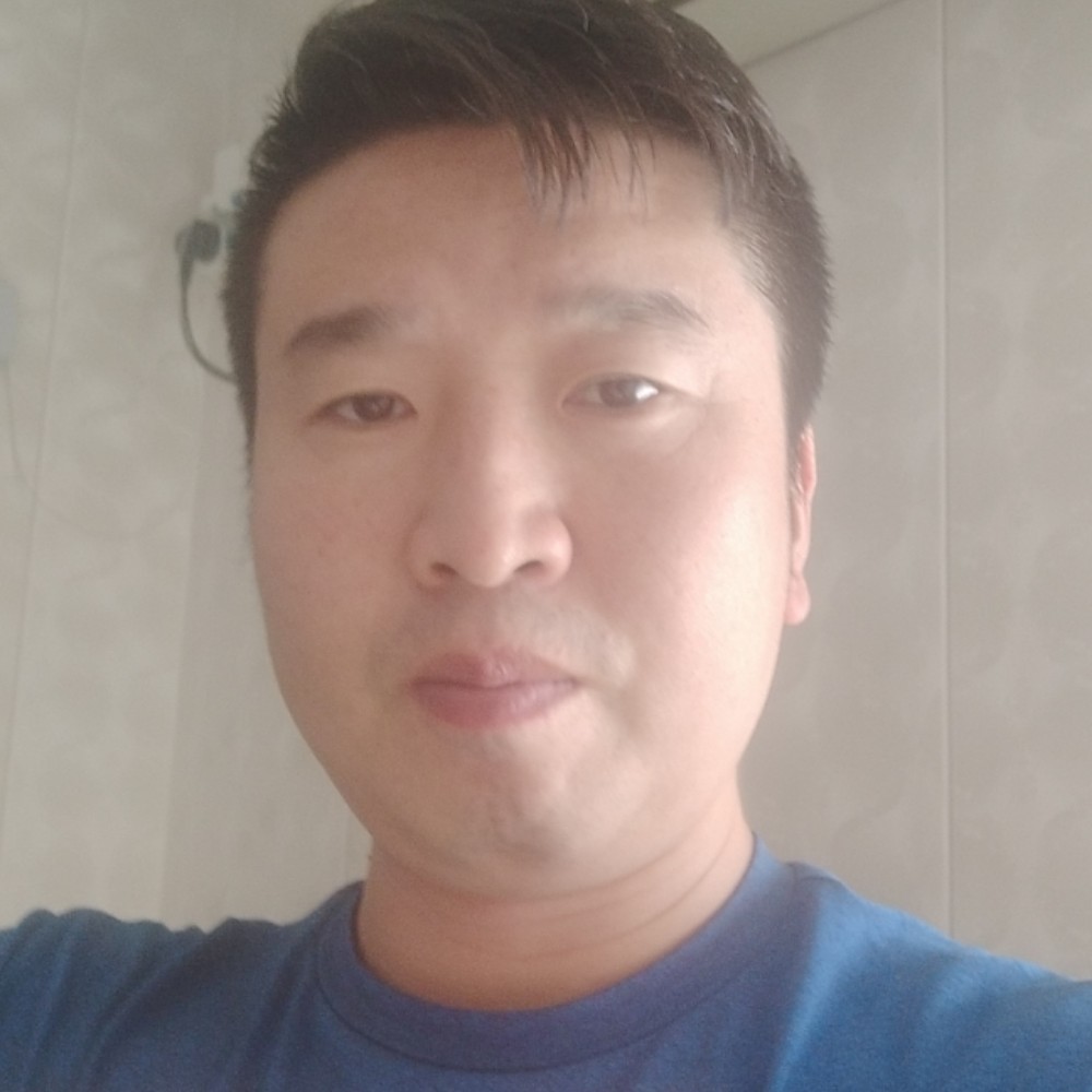靓丽和逐风的照片