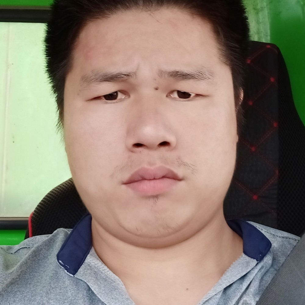 细腻陌黄法成颜的照片