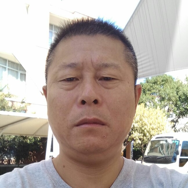 机智大叔的照片