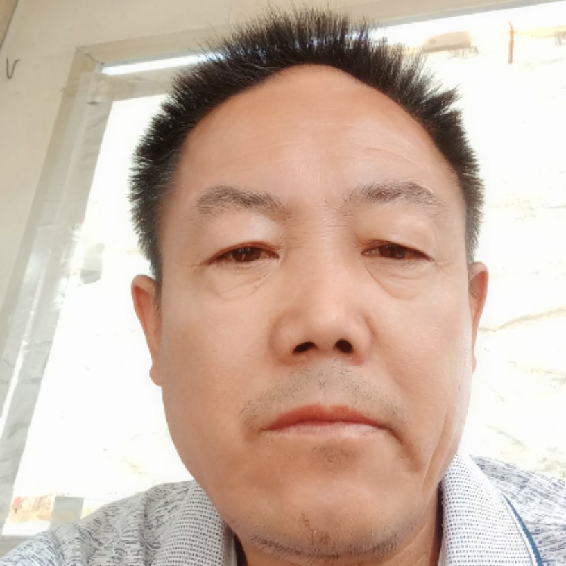自然挽手沐樱的照片