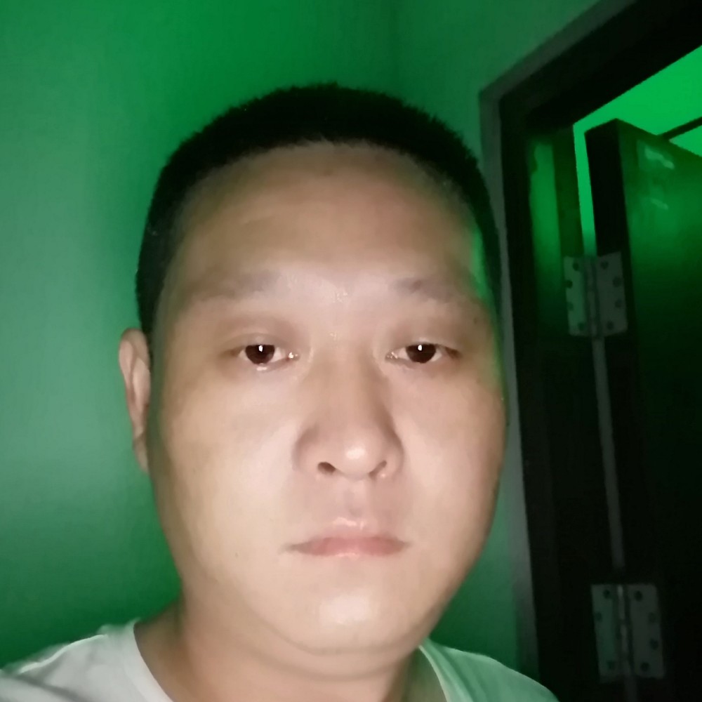 亲爱的向小白菜的照片