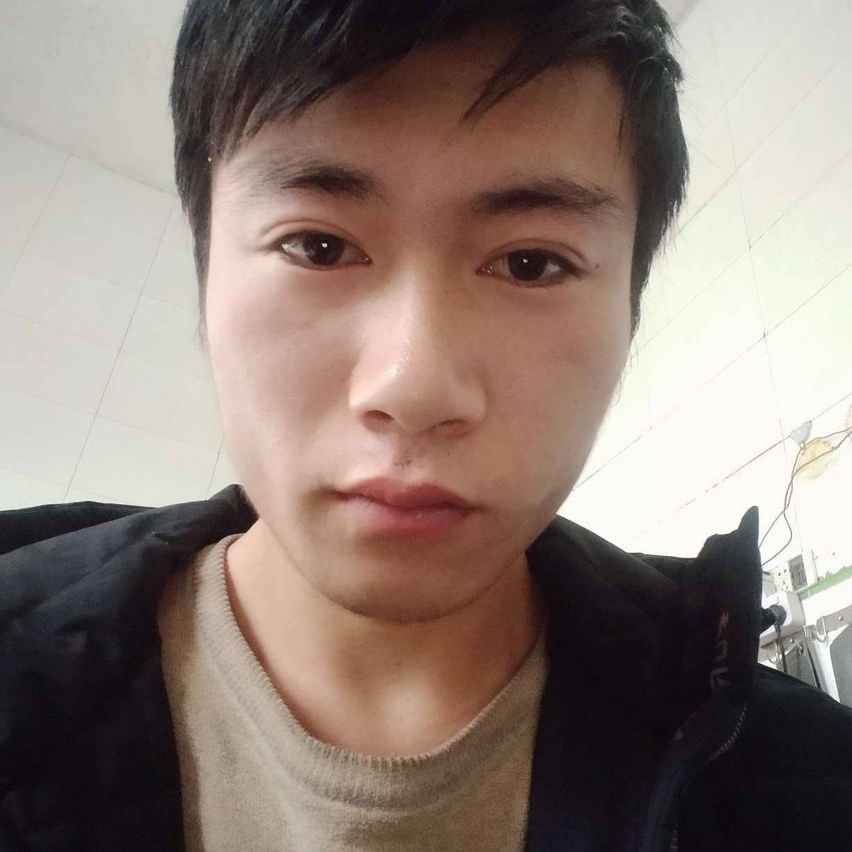 孤單扯尊云的照片