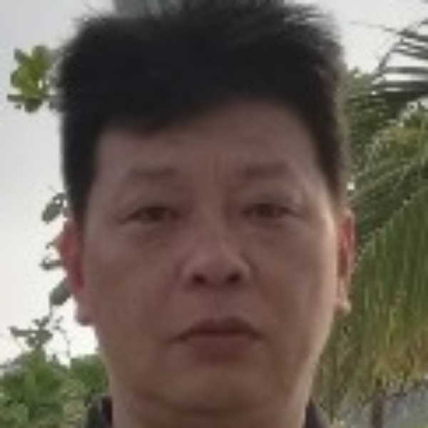 绿野守望者的照片