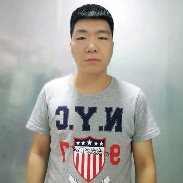 顺心给灰狼的照片