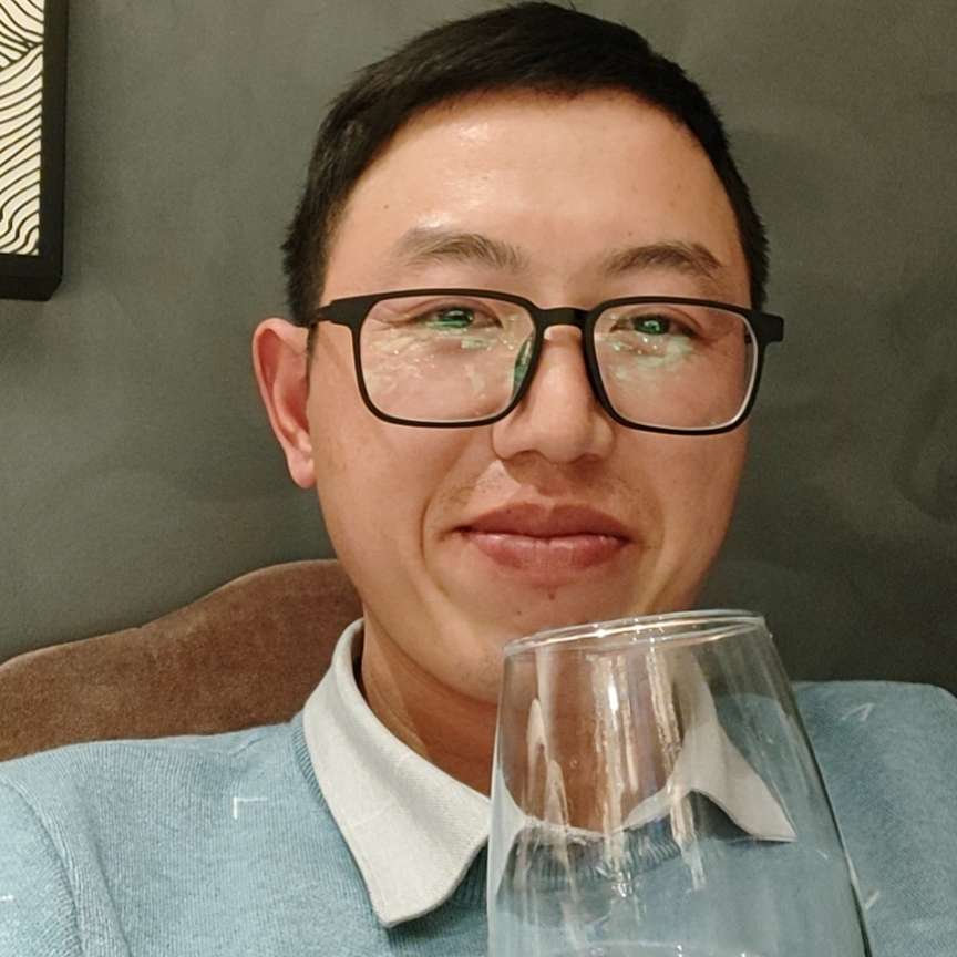深入交友的照片