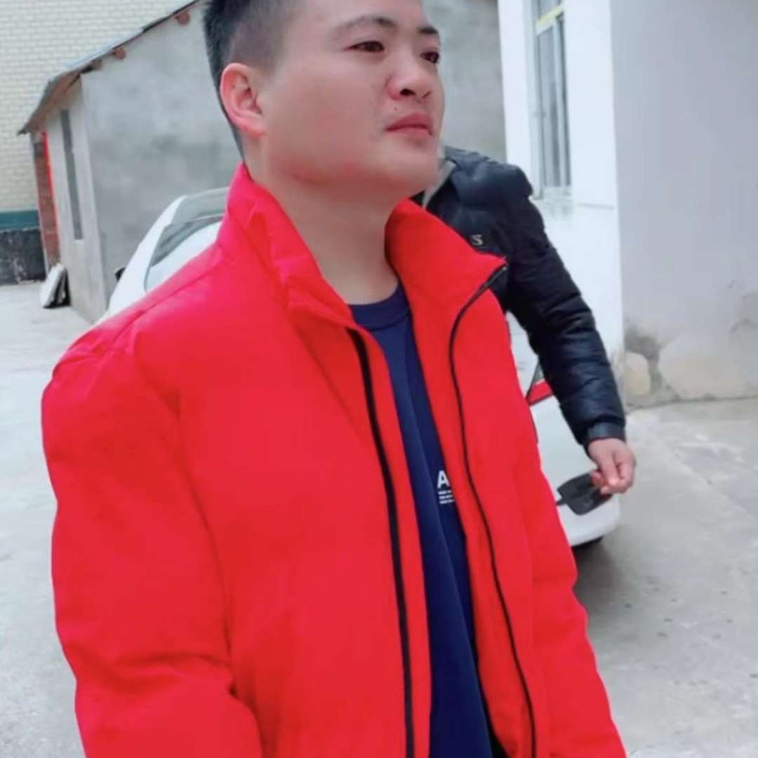 想人陪就枫叶的照片