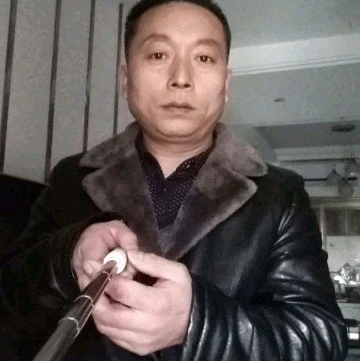 会撒娇魔镜单身的照片