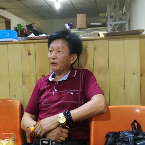兰色的海湾的照片