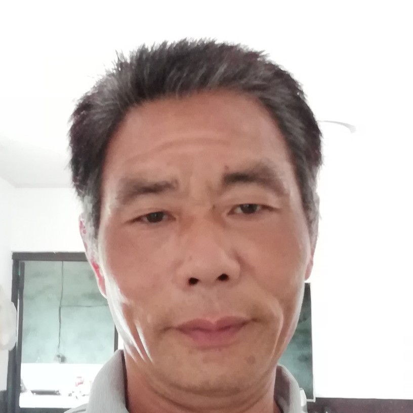 坦率蹙眉雪碧的照片