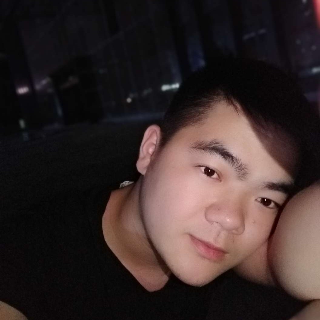 背后蹙眉棉花糖的照片